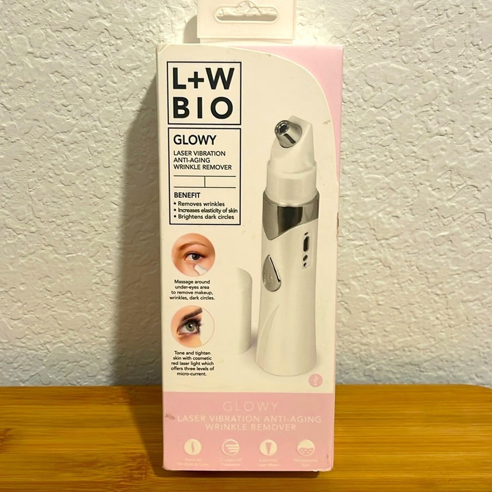 Luxe + Willow Anti-Aging Wrinkle Remover